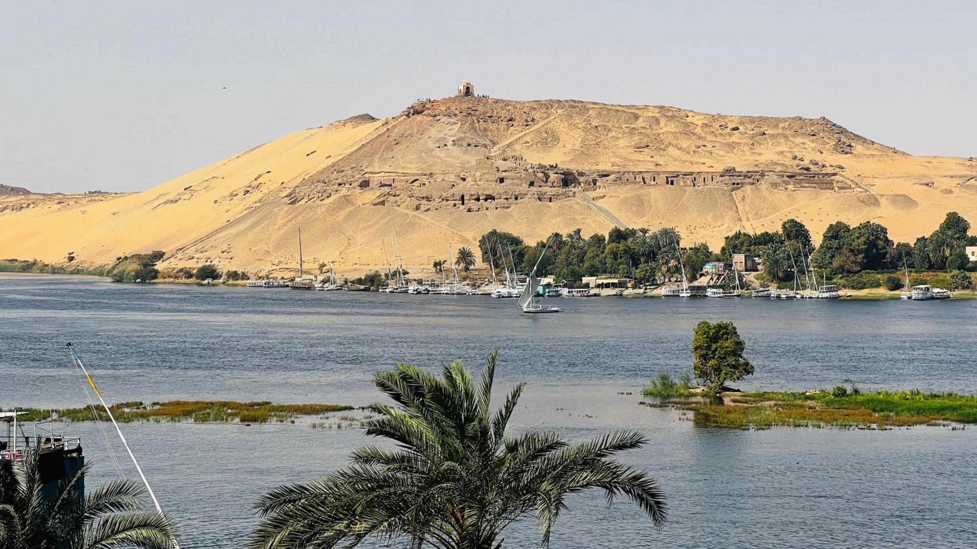 Apartment Relaxation, Fresh Air, And A Direct View Of The Nile *