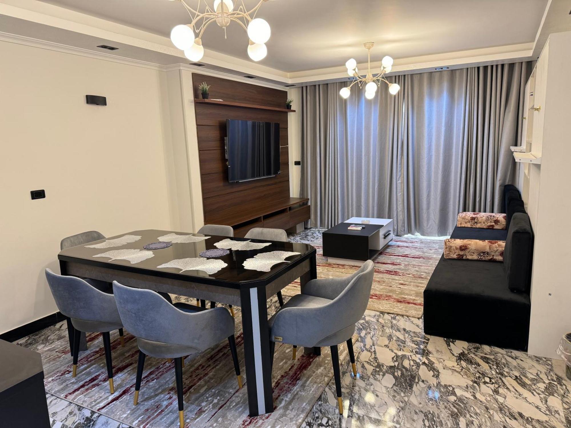 Apartment Relaxation, Fresh Air, And A Direct View Of The Nile Naj'al Amrab