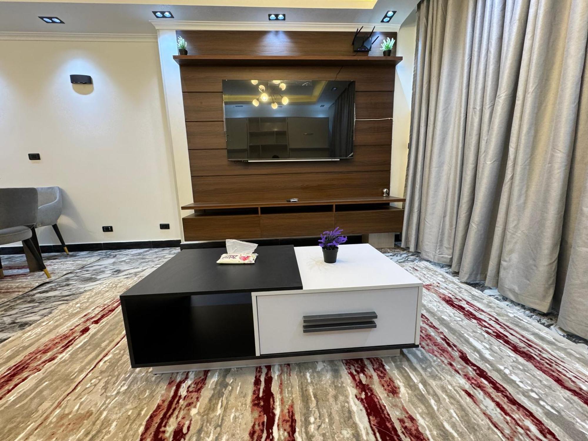 Relaxation, Fresh Air, And A Direct View Of The Nile Apartment Naj'al Amrab